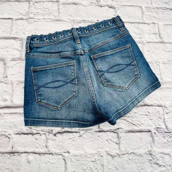 Abercrombie & Fitch Shorts Womans 2/26 Denim High Rise Lace Grommet Detail - Picture 8 of 8